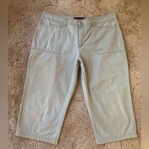 VGUC GLORIA VANDERBILT LITE KHAKI COTTON BLEND BERMUDA SHORTS IN SIZE 14